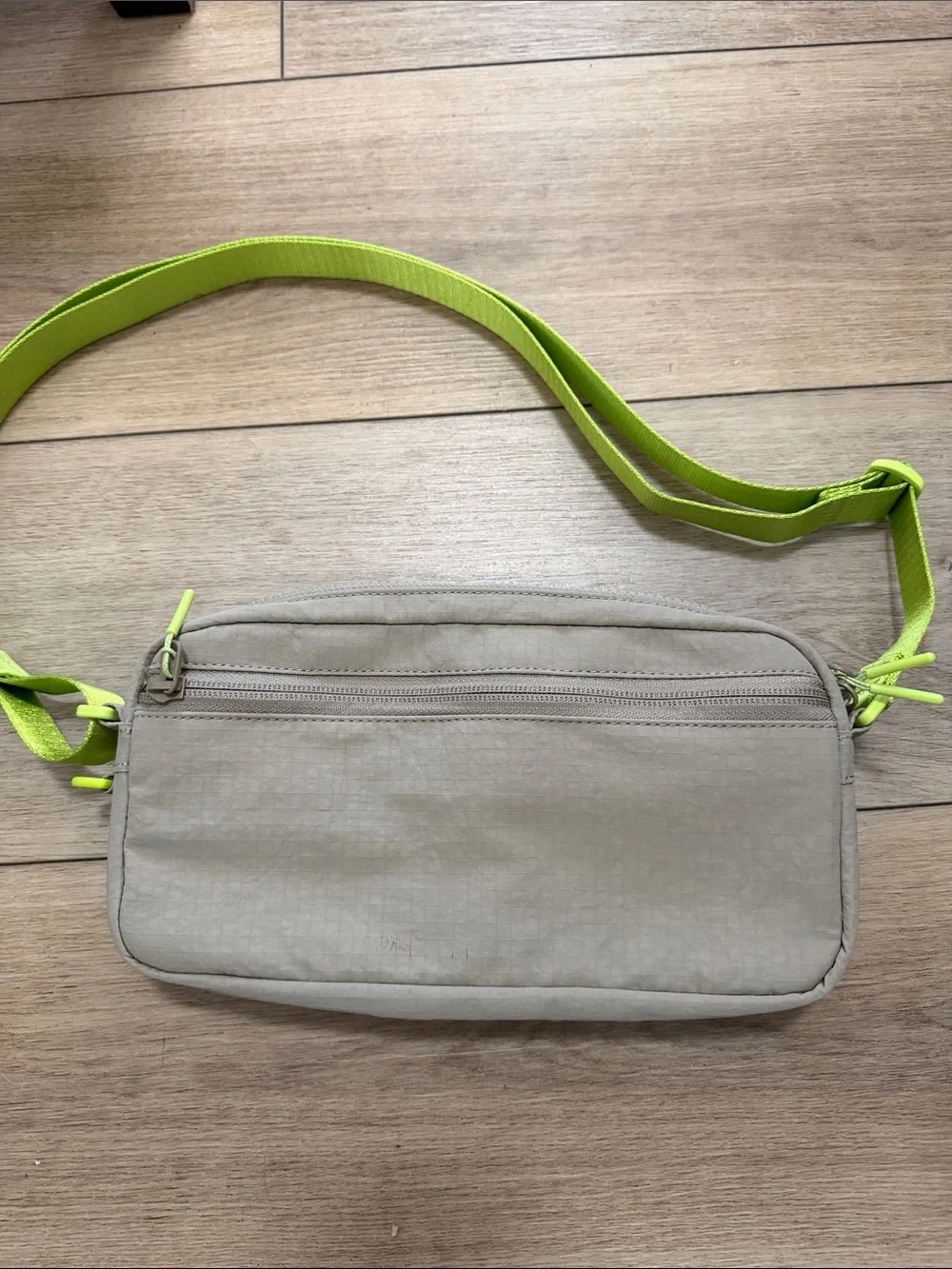 lululemon athletica Multi-Pocket Crossbody Messenger with Neon Green Strap
